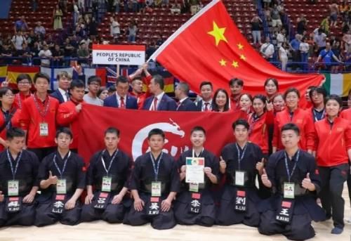 중국 대표로 세계대회 출잔힌 대만인 쑤위청(앞줄 왼쪽 첫 번째)