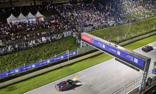 에버랜드 스피드웨이를 꽉 채운 3만여명의 관중