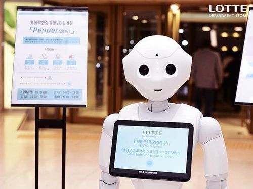 클로봇 설루션이 탑재된 롯데백화점 안내로봇 