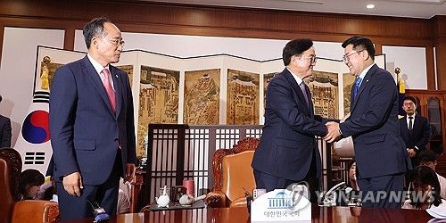 우원식 국회의장과 다시 만난 '여야'