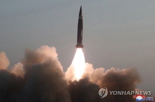 북한의 탄두중량 2.5t KN-23 개량형 탄도미사일