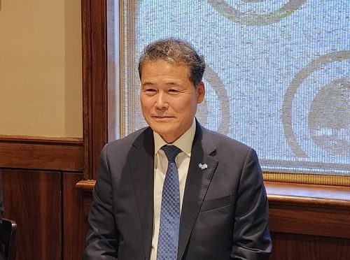 간담회하는 통일부 장관