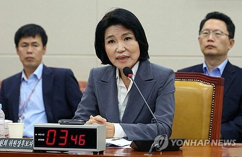 발언하는 이진숙 방송통신위원장 후보자