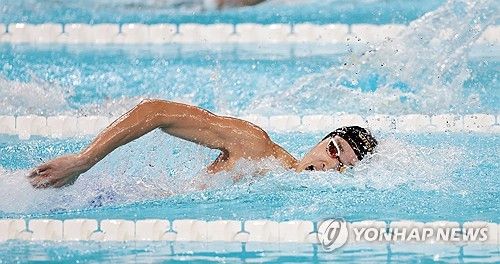 김우민 '결승선을 향해'