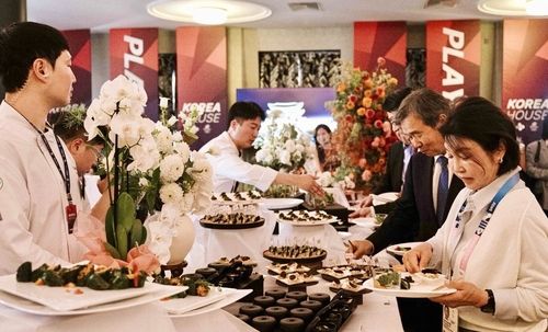 CJ제일제당 퀴진케이 셰프들, 파리서 K-푸드 선봬