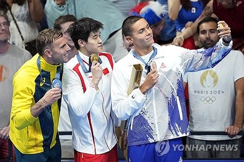 파리 올림픽 남자 자유형 100ｍ 메달리스트