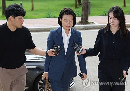 이진숙 방통위원장 임명 후 바로 출근…"곧 계획 밝힐 것"