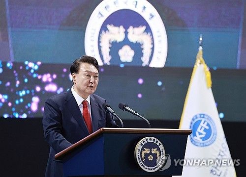 축사하는 윤석열 대통령