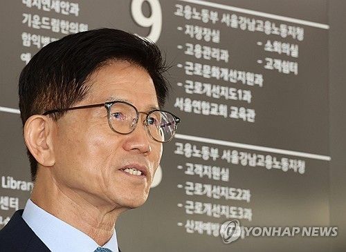 답변하는 김문수 후보자