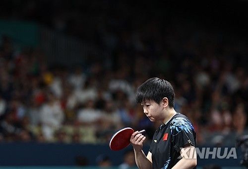 여자 탁구 최강자 쑨잉사