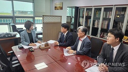 임현택 회장, 국민의힘 보건복지위 간사 김미애 의원 면담