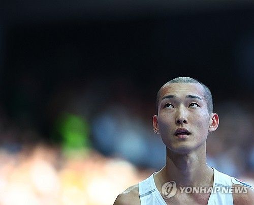 웃음이 사라진 스마일 점퍼