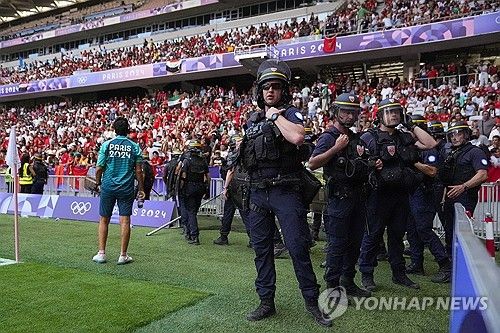 중동 위기에 한층 더 강화된 올림픽 보안 [AP 연합뉴스. 재판매 및 DB 금지]