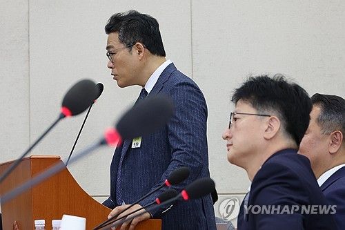 '둘 중 한 명은 위증'