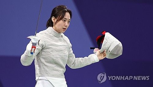 사브르 16강 진출하는 윤지수
