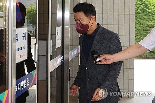 법원 출석하는 김태우 전 강서구청장