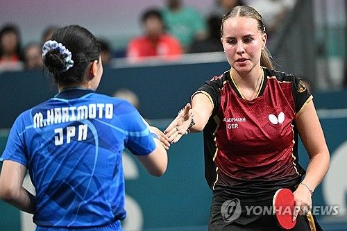 하리모토 미와 제압한 카우프만