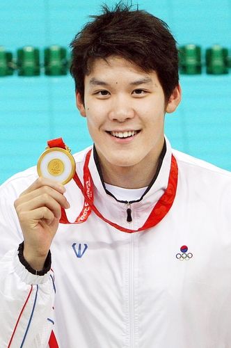 베이징 올림픽에서 한국 수영 사상 첫 금메달을 딴 박태환. 2008년 [연합뉴스 자료사진]