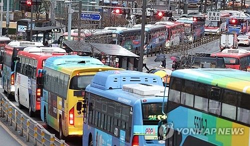 출근 시간 을지로는 광역버스로 꽉꽉