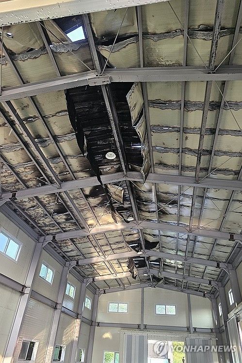 북한 쓰레기 풍선으로 파주서 창고 화재