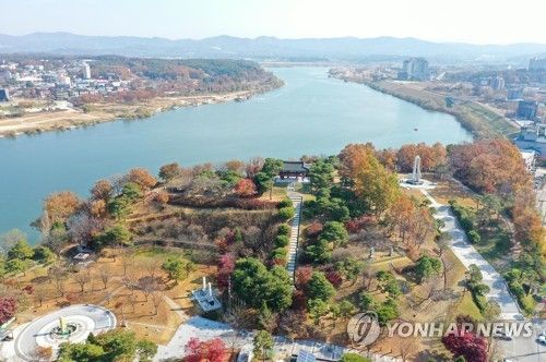 경기도 여주 남한강 수변공간 