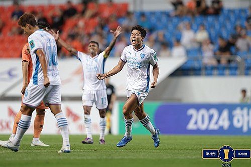 동점골 넣은 포항 정재희