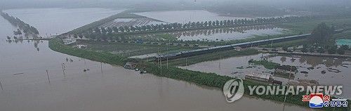 폭우로 침수된 평안북도 신의주시