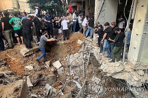 이스라엘군 표적공습 받은 레바논 베이루트 남부 외곽의 주거용 건물