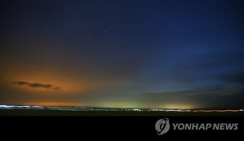 유라시아 친선특급에서 바라본 새벽의 시베리아