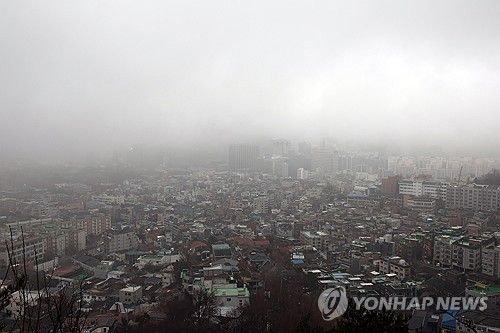안개 낀 서울