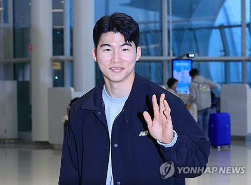 다저스 김혜성, 스프링캠프 위해 미국으로