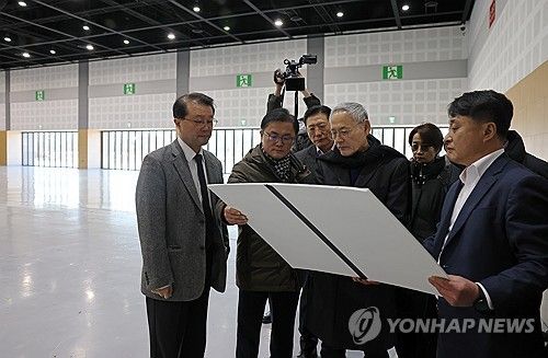 유인촌 장관, APEC 정상회의 현장점검