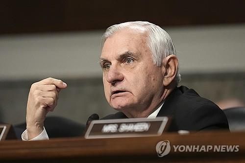 미국 연방 상원 군사위원회 민주당 간사 잭 리드 의원