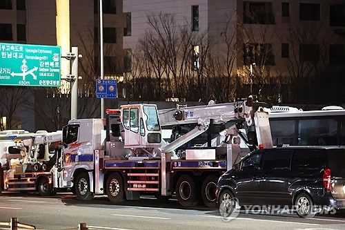 윤 대통령 2차 체포영장 집행, 경찰 견인차들