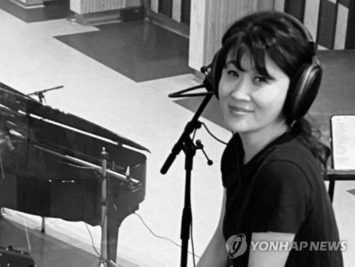 싱어송라이터 권진원