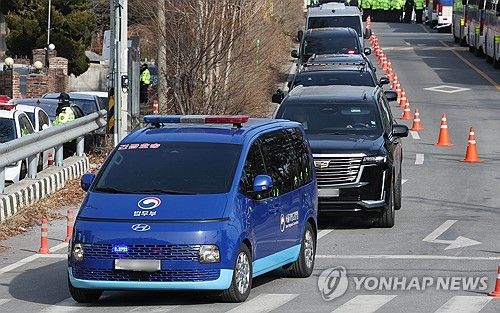 윤석열 대통령, 구속심사 위해 서울구치소 출발