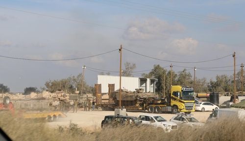 필라델피 회랑 앞 이스라엘 지상군