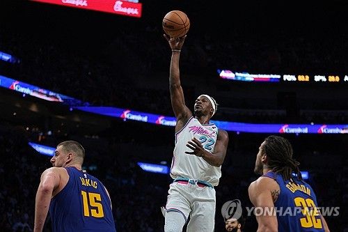 지미 버틀러의 슛