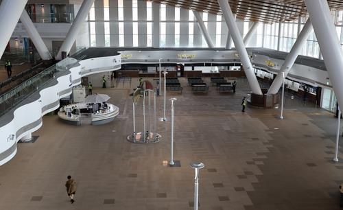 썰렁한 인천항 국제여객터미널 
