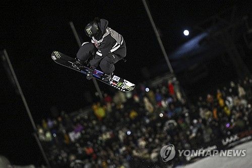 최가온의 19일 경기 모습. 