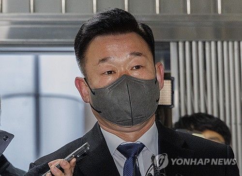 체포영장 발부된 이광우 대통령 경호처 경호본부장 경찰 출석