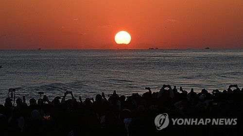 새해 일출…강릉 경포해변 