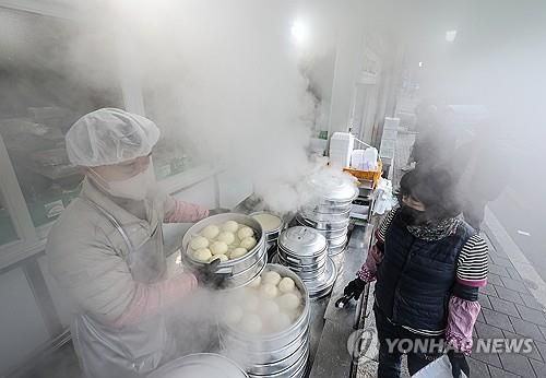 본격 추위에 찐빵 불티