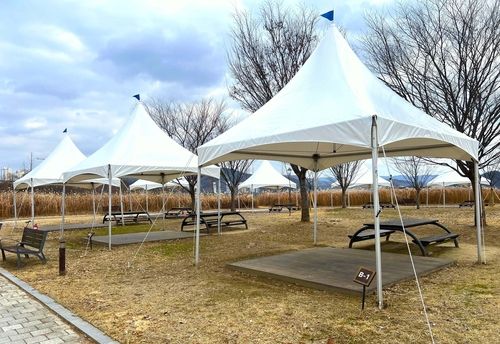 세종시 숲뜰근린공원에 조성된 바비큐장