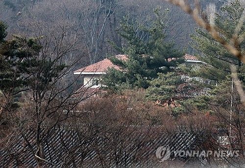 경찰, CCTV 확보 위해 대통령 안가 압수수색