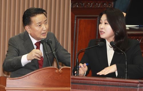 왼쪽부터 김영환 충북지사와 박진희 도의원