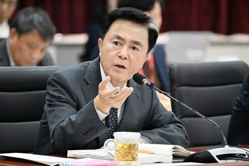 주요업무계획 보고회 참석한 김태흠 충남지사