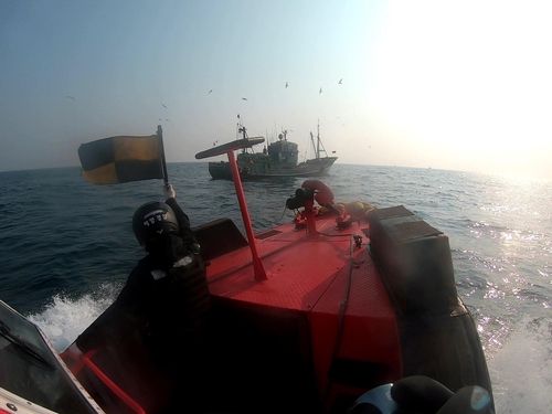 중국어선 나포하는 군산해경