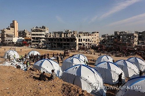 고향 돌아왔지만 다시 텐트 신세