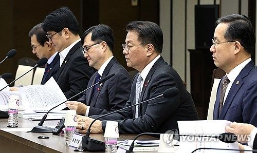 외청장 회의 주재하는 방기선 국무조정실장